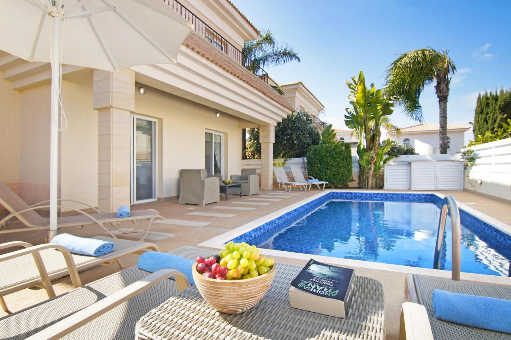 Villa Alyson Paralimni Exterior foto